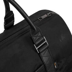 Corkcicle Ivanhoe Duffle 24|-|Ivanhoe Duffle 24 -Corkcicle Drinkware Deals Store CRK 90ID24 W19 7E 7EDetail1 20Black 20Camo 26d5d537 7a29 4d66 8568 40db420e91c8